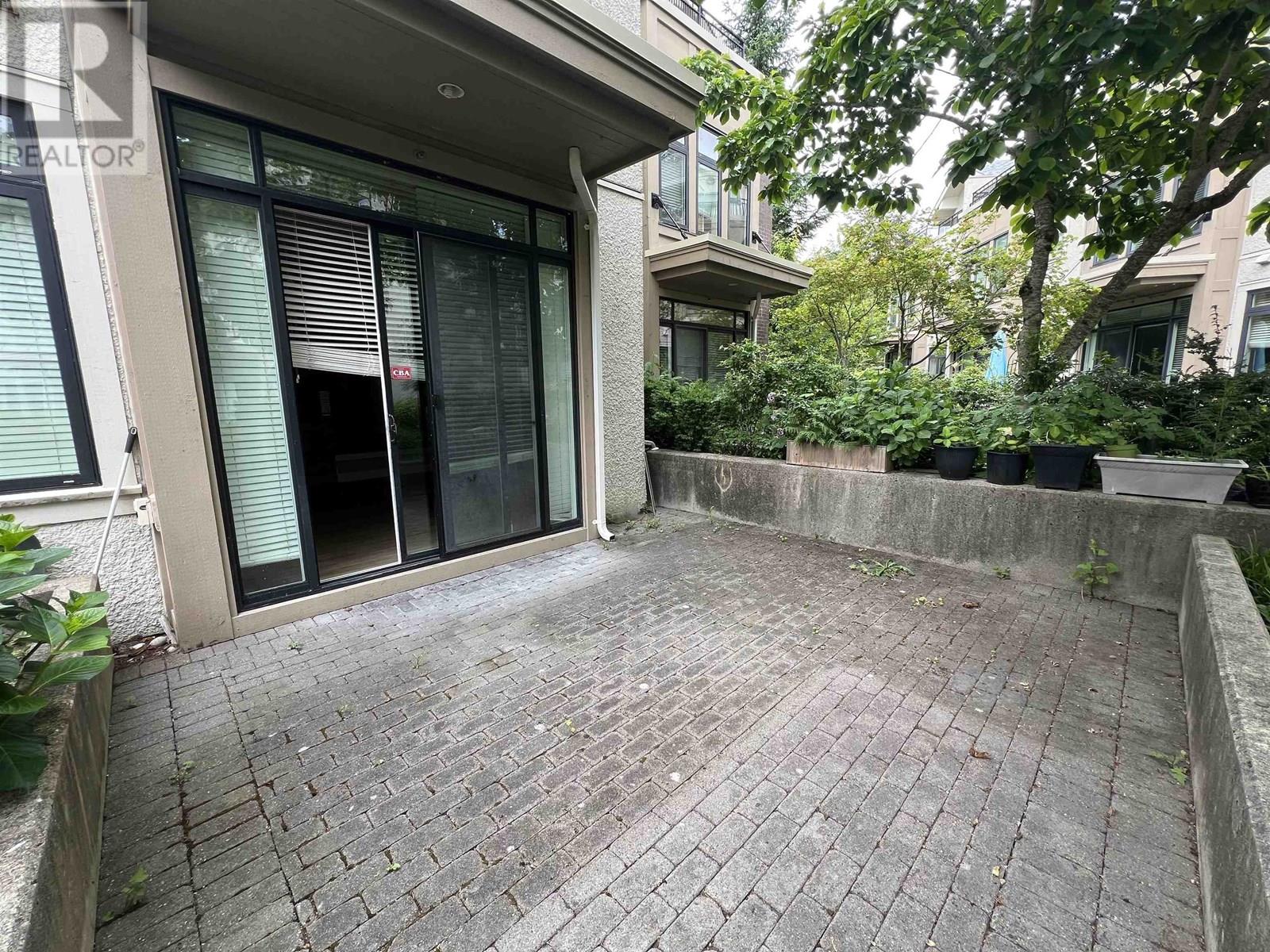 23 5879 GRAY AVENUE, Vancouver