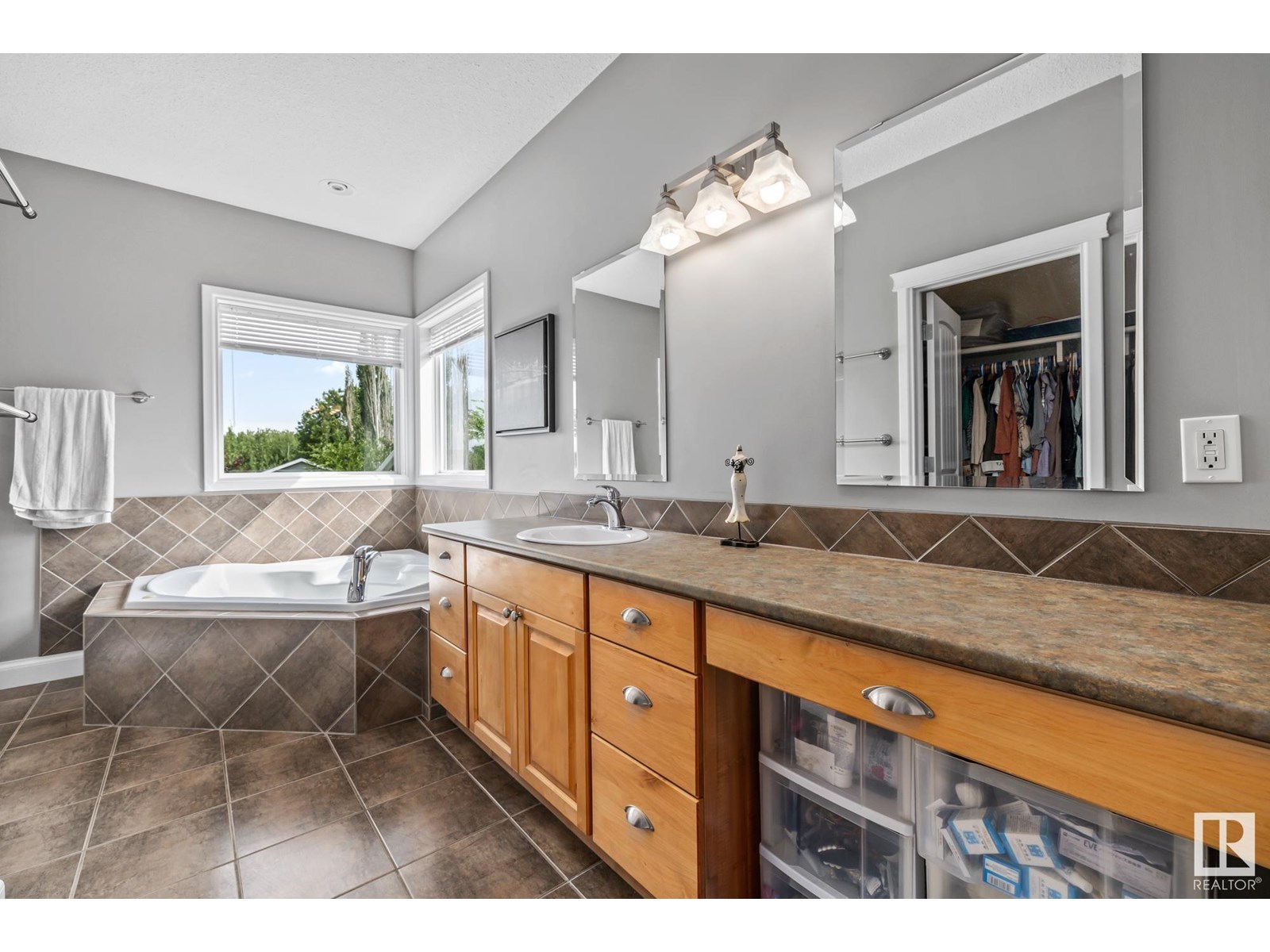 Photo 1 of 38 53017 Rge Road 223, Rural Strathcona County AB