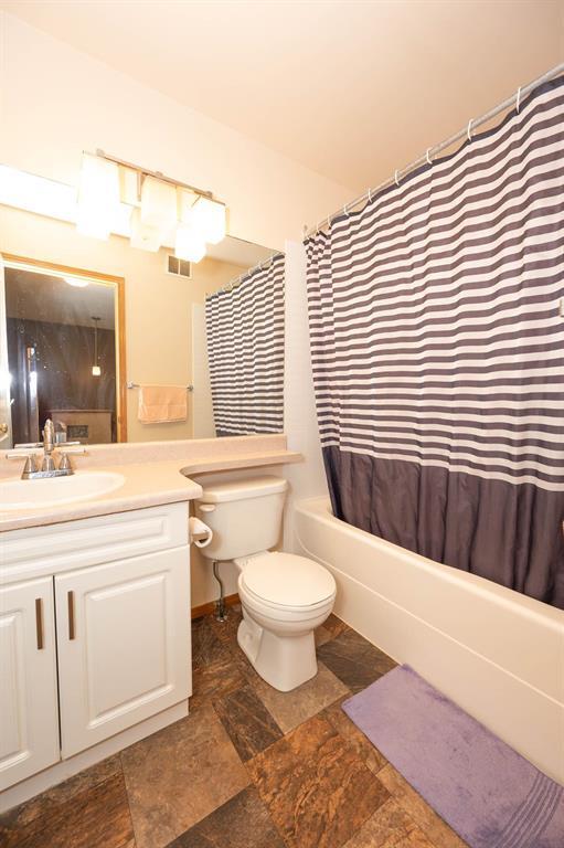 Photo 11 of 15 1060 Dakota Street, Winnipeg MB