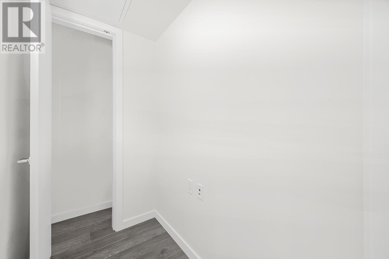 Photo 12 of 703 5311 Goring Street, Burnaby BC