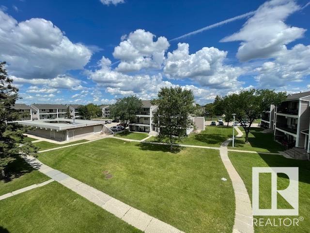 Photo 14 of 5 3803 76 St Nw, Edmonton AB