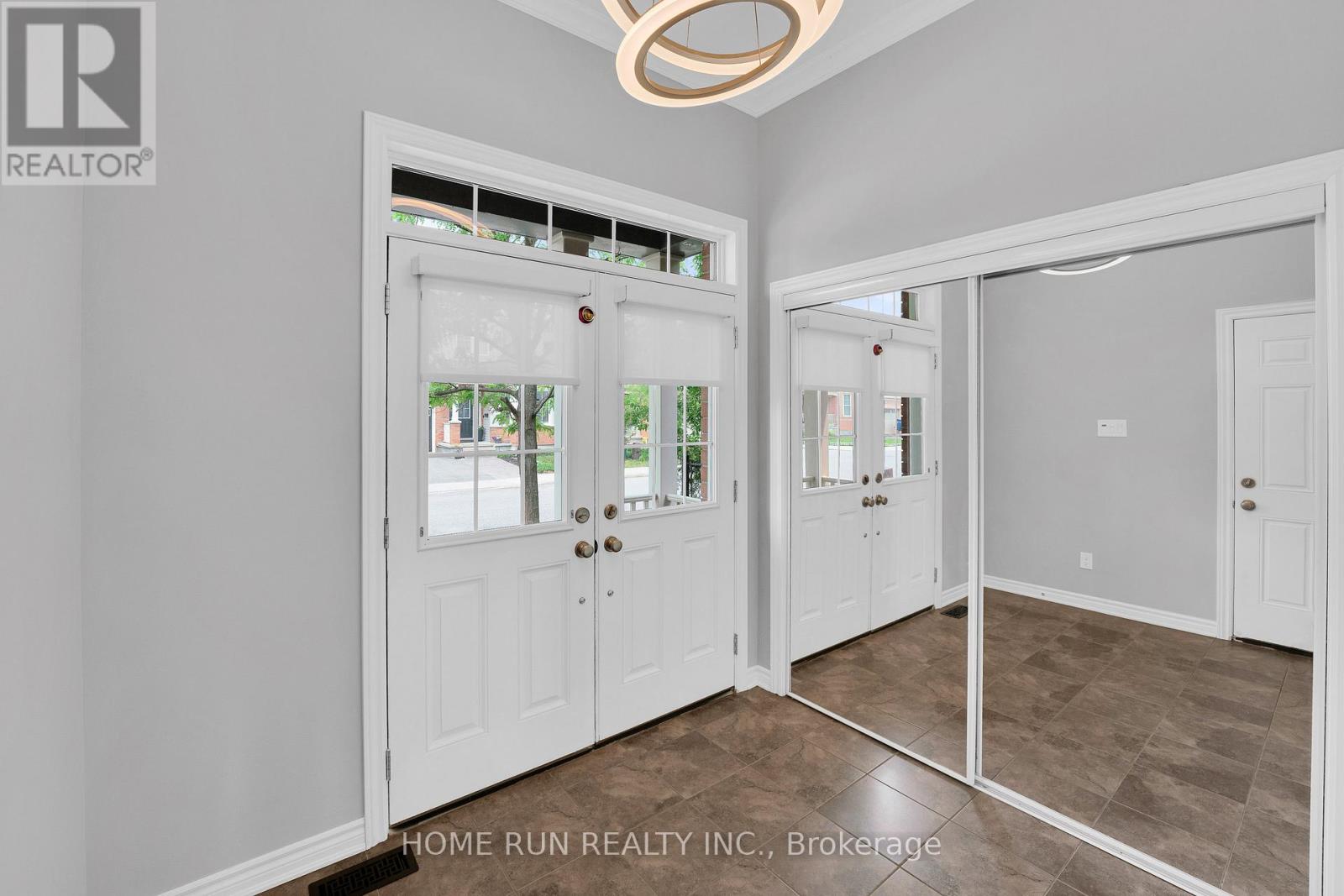 Photo 41 of 335 Gallantry Way, Ottawa ON