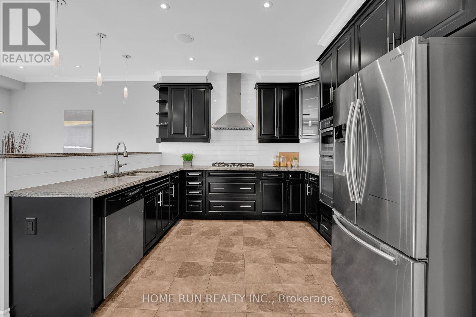 Photo 31 of 335 Gallantry Way, Ottawa ON