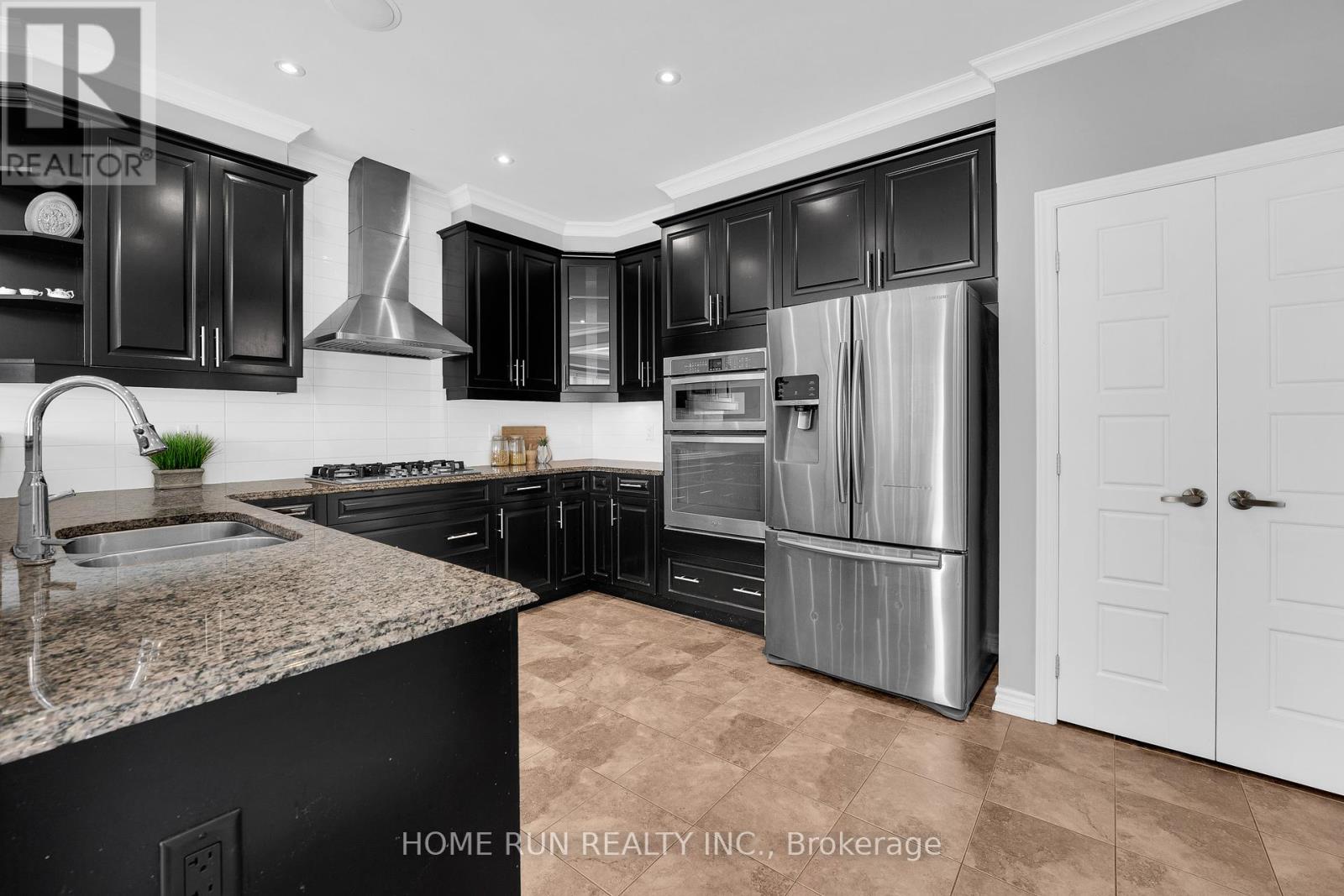 Photo 44 of 335 Gallantry Way, Ottawa ON