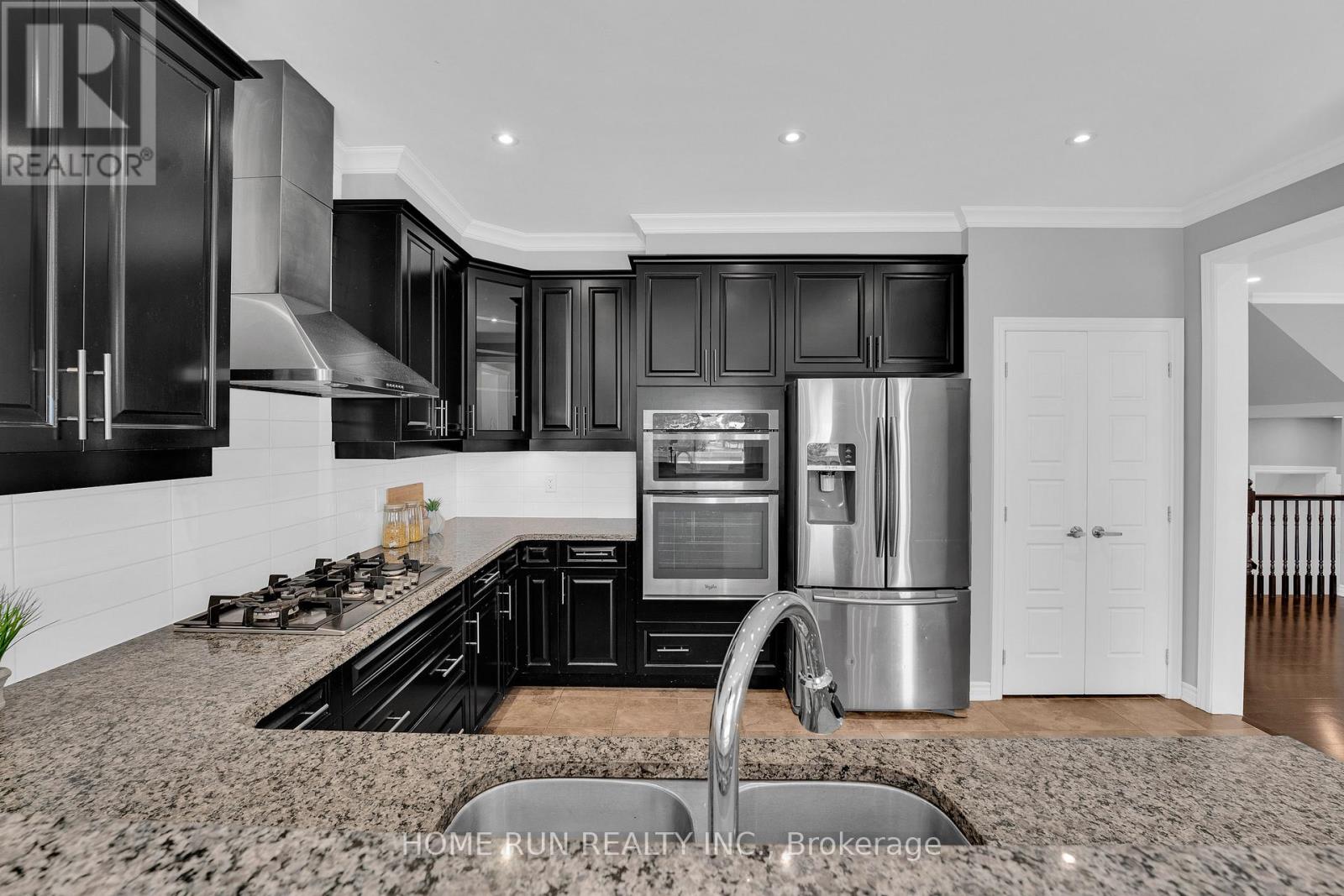 Photo 21 of 335 Gallantry Way, Ottawa ON