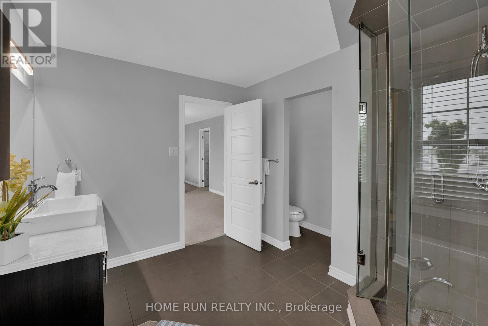 Photo 36 of 335 Gallantry Way, Ottawa ON