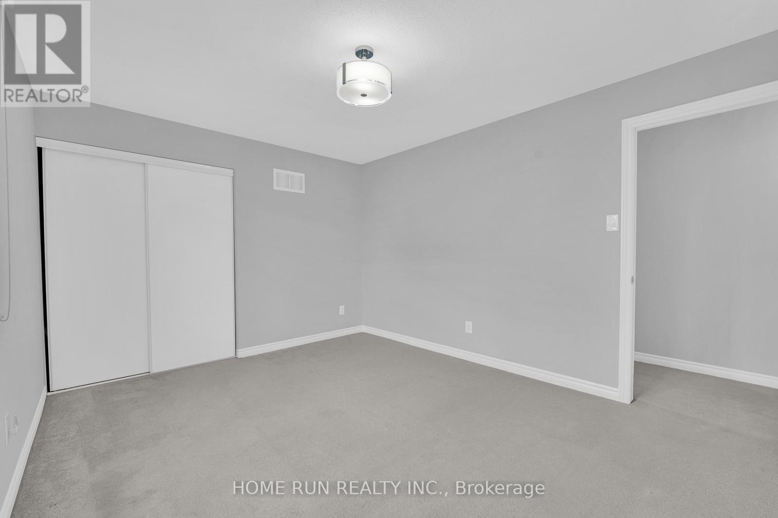 Photo 37 of 335 Gallantry Way, Ottawa ON