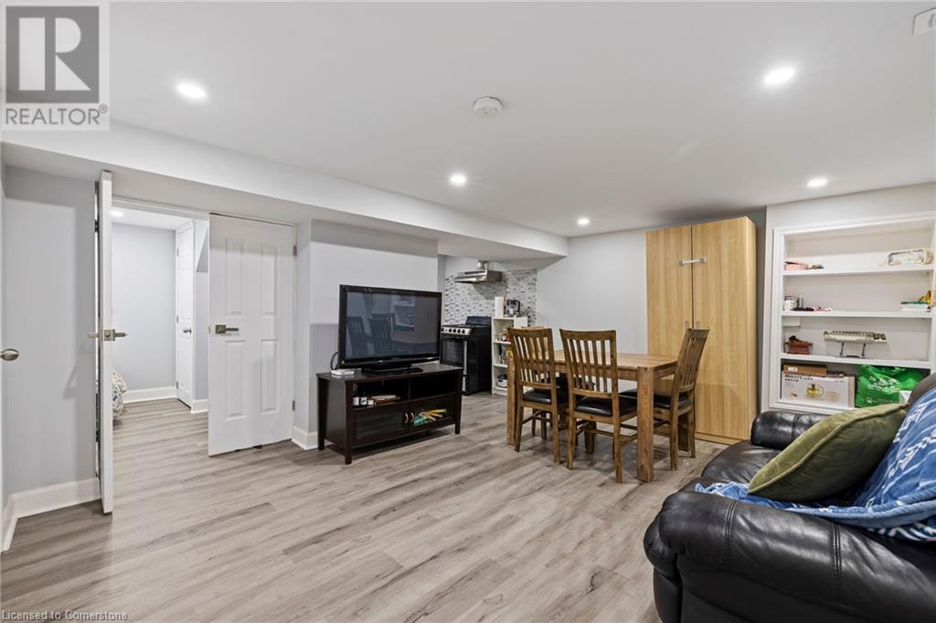 Photo 13 of 6568 Ralph Avenue, Niagara Falls ON
