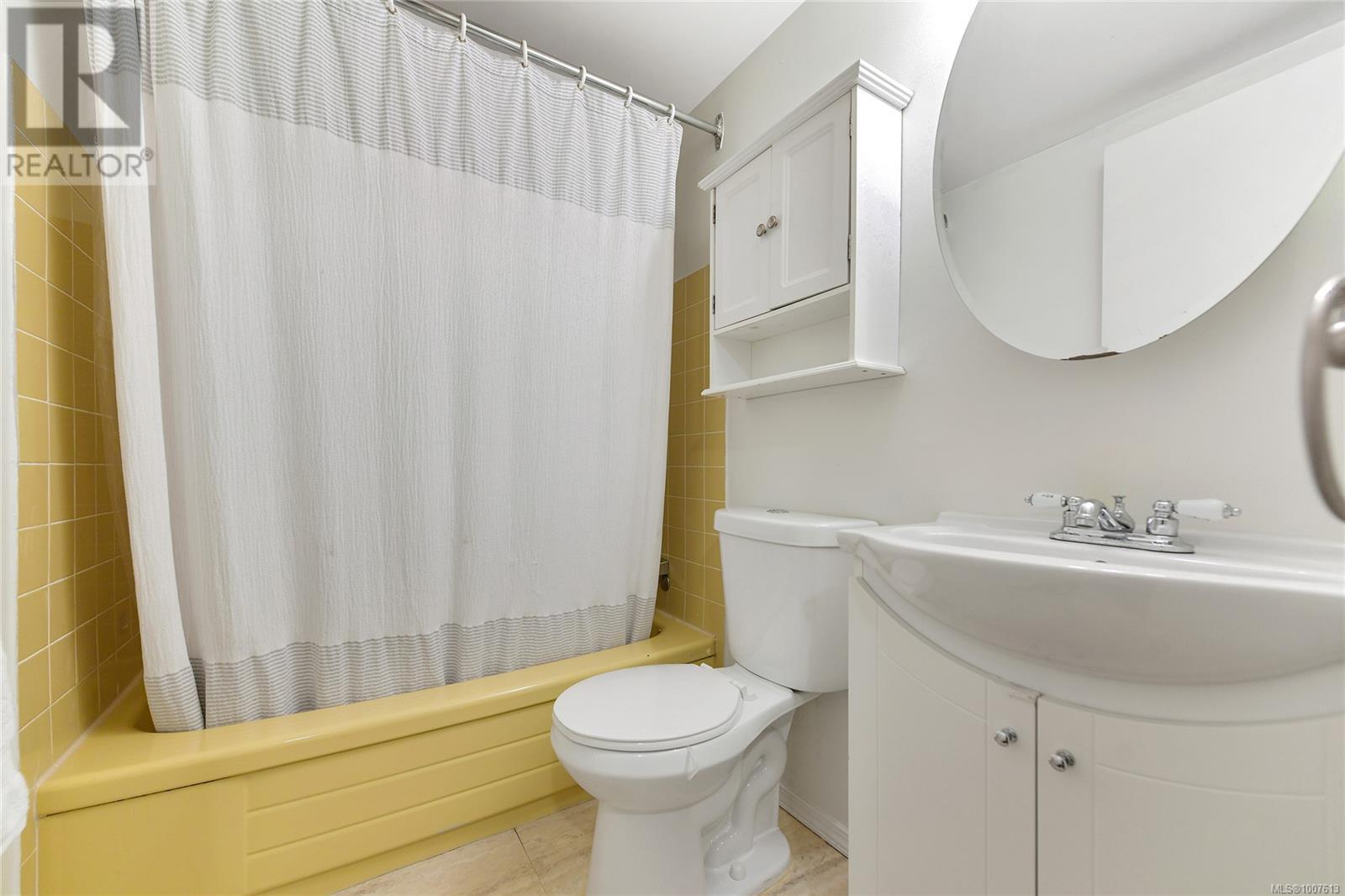 10 1956 GLENIDLE Road, Sooke