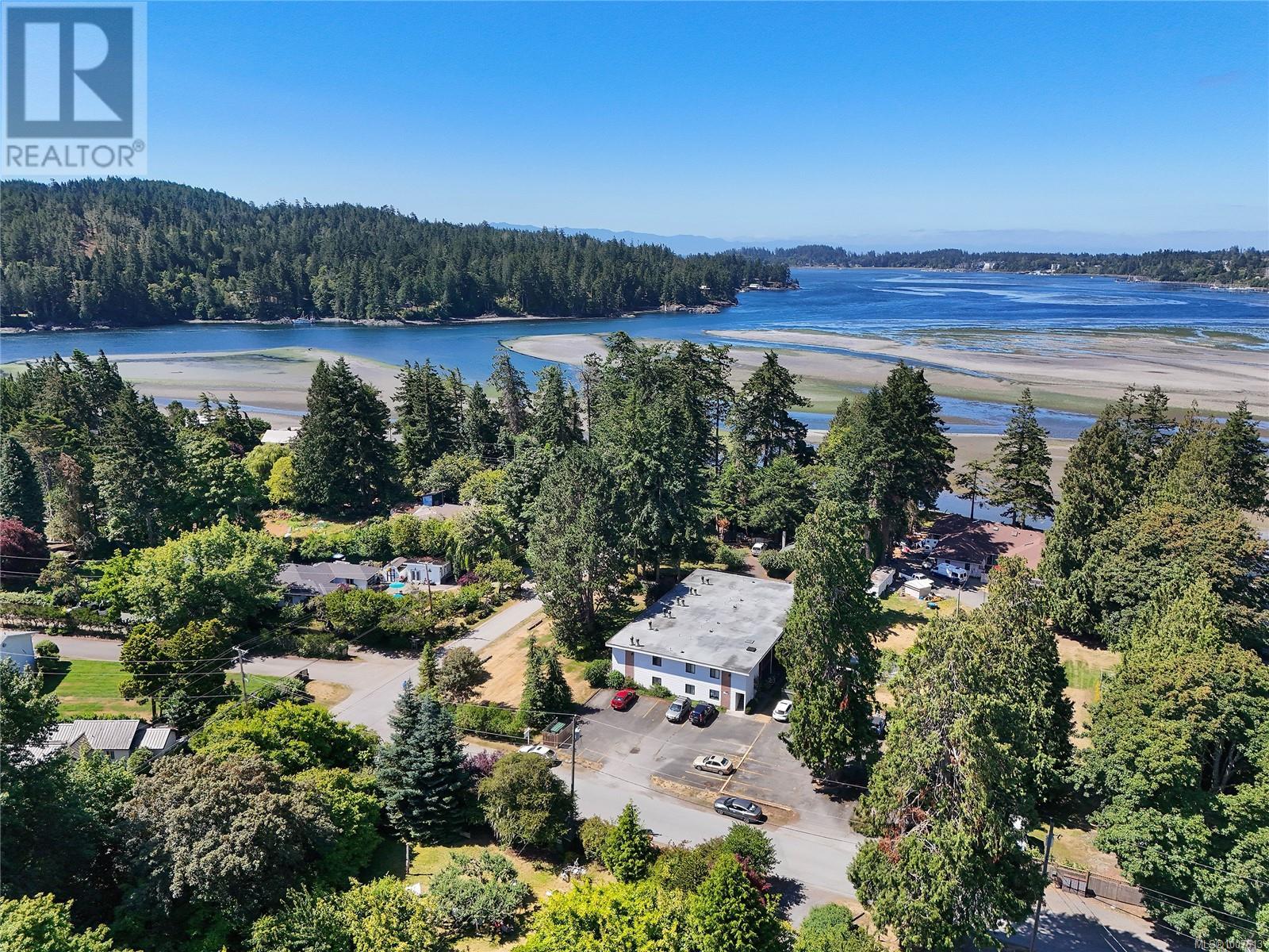 10 1956 GLENIDLE Road, Sooke