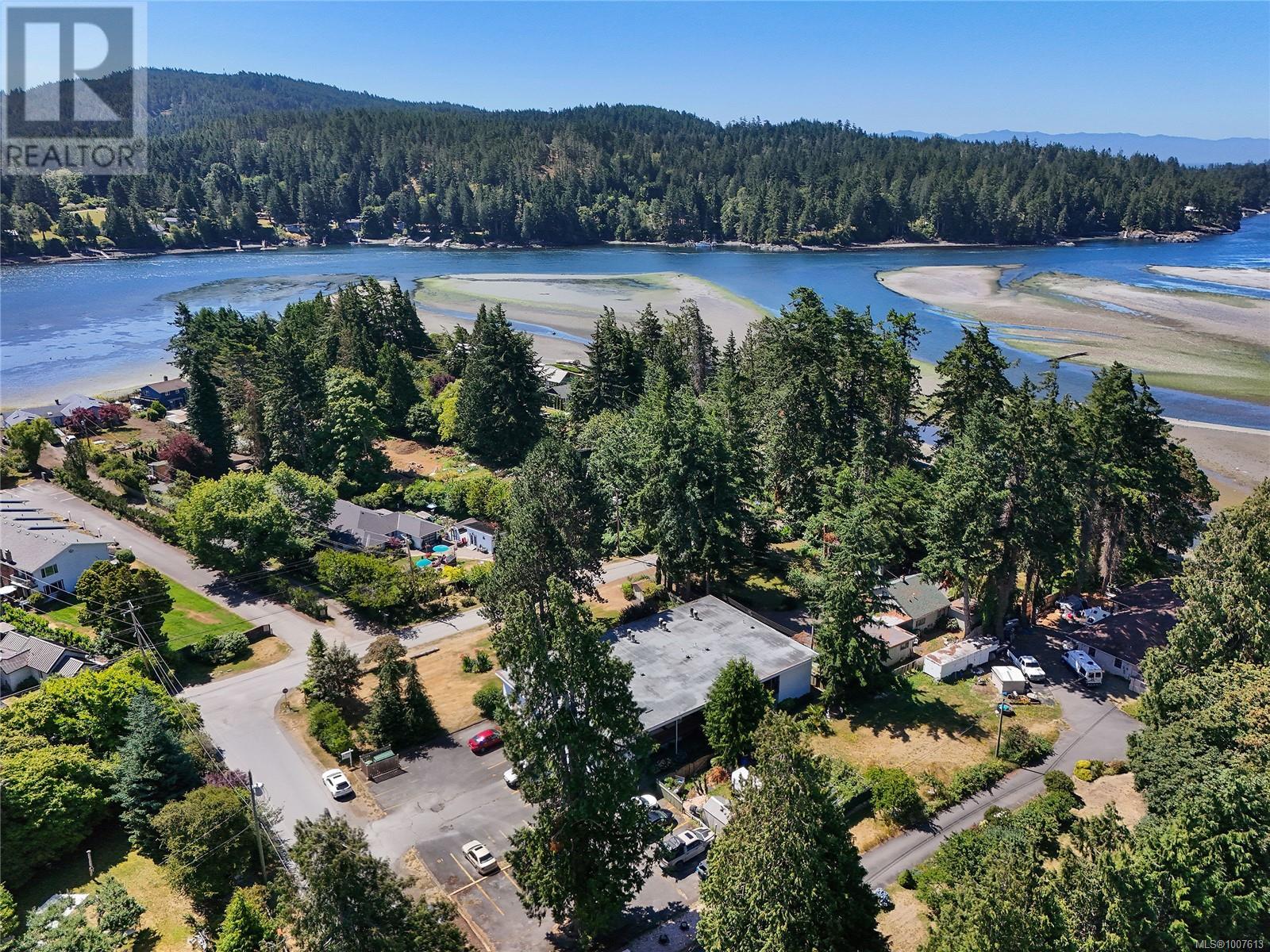 10 1956 GLENIDLE Road, Sooke