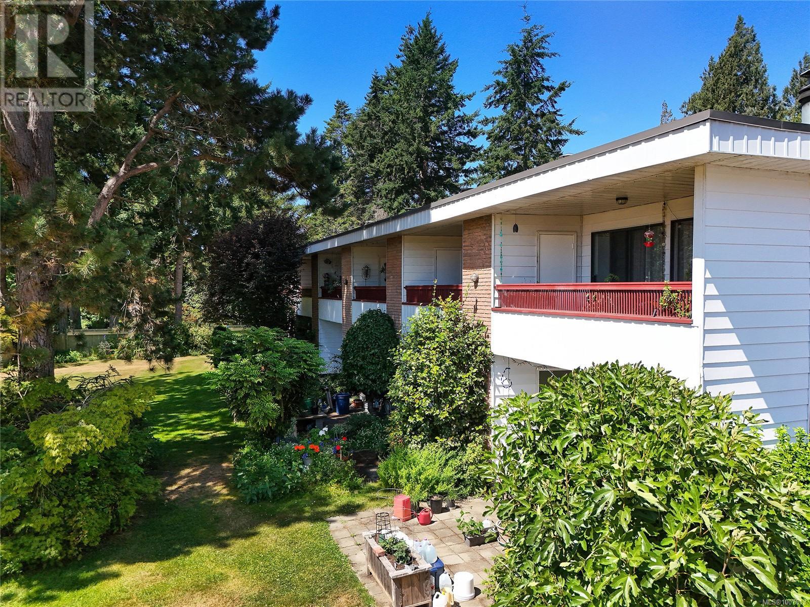 10 1956 GLENIDLE Road, Sooke