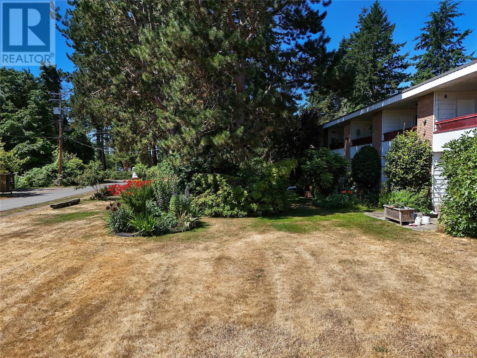 10 1956 GLENIDLE Road, Sooke