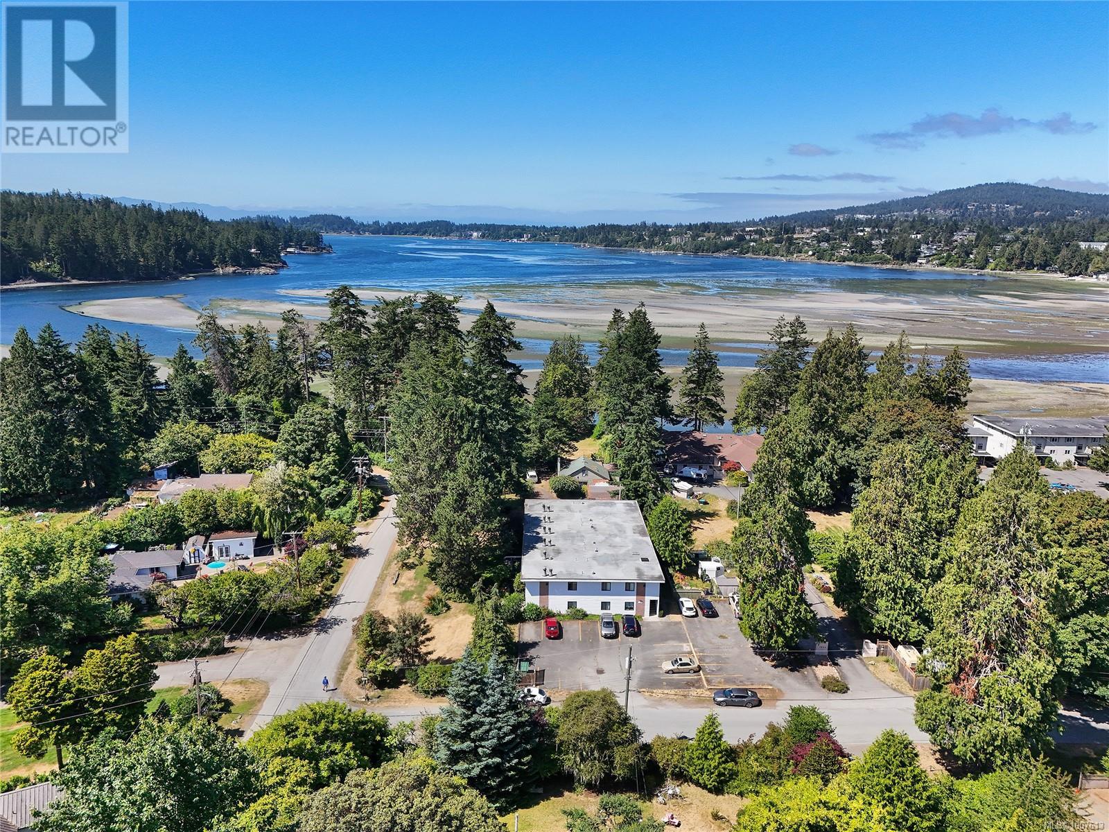 10 1956 GLENIDLE Road, Sooke