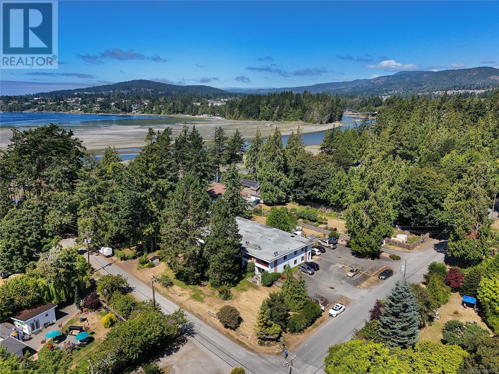 10 1956 GLENIDLE Road, Sooke