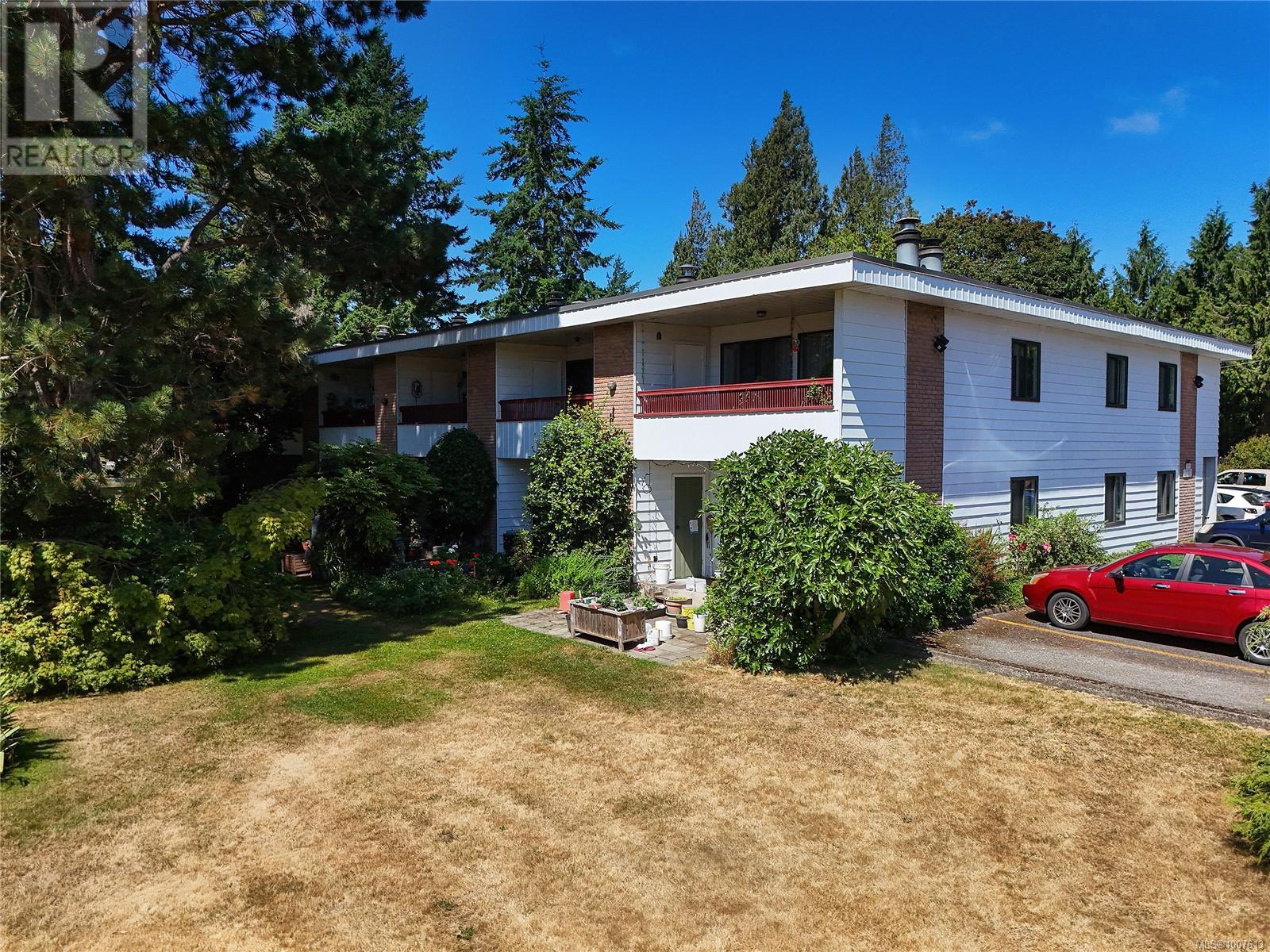 10 1956 GLENIDLE Road, Sooke