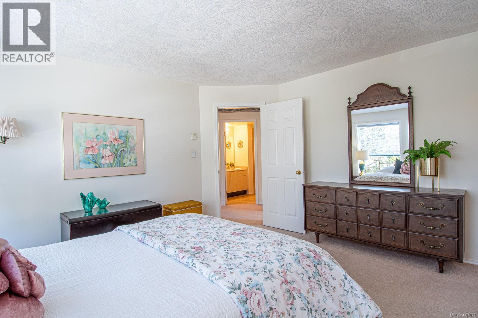 Photo 17 of 206 9945 Fifth St, Sidney BC