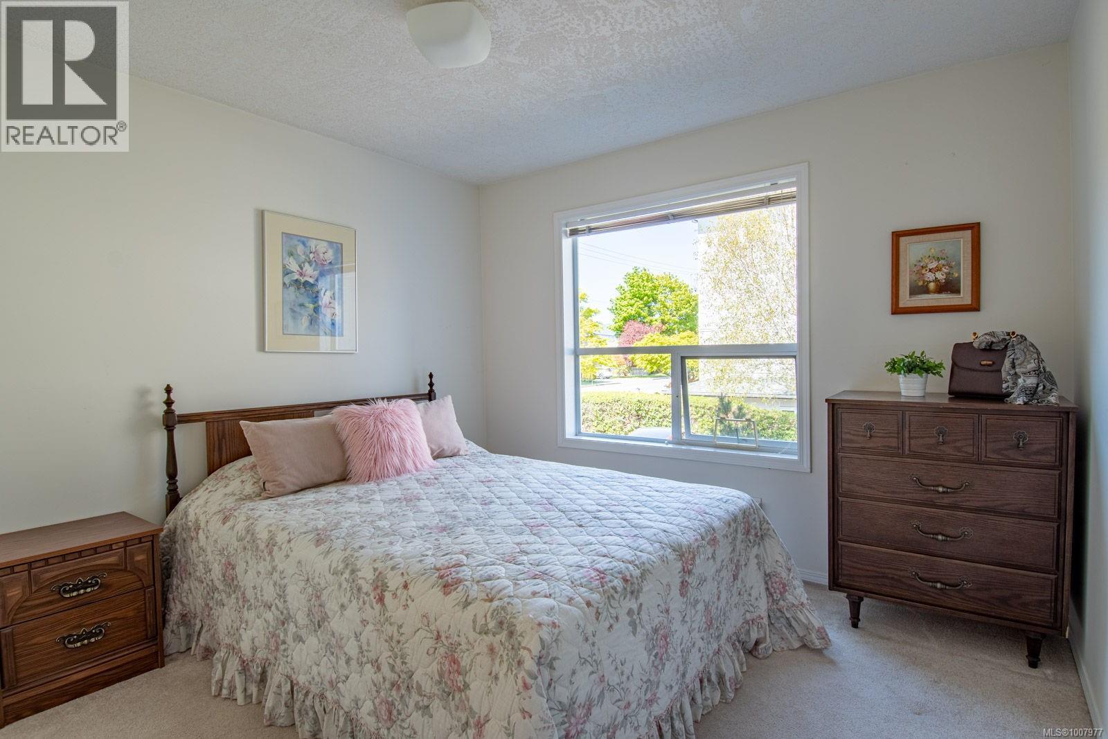 Photo 37 of 206 9945 Fifth St, Sidney BC