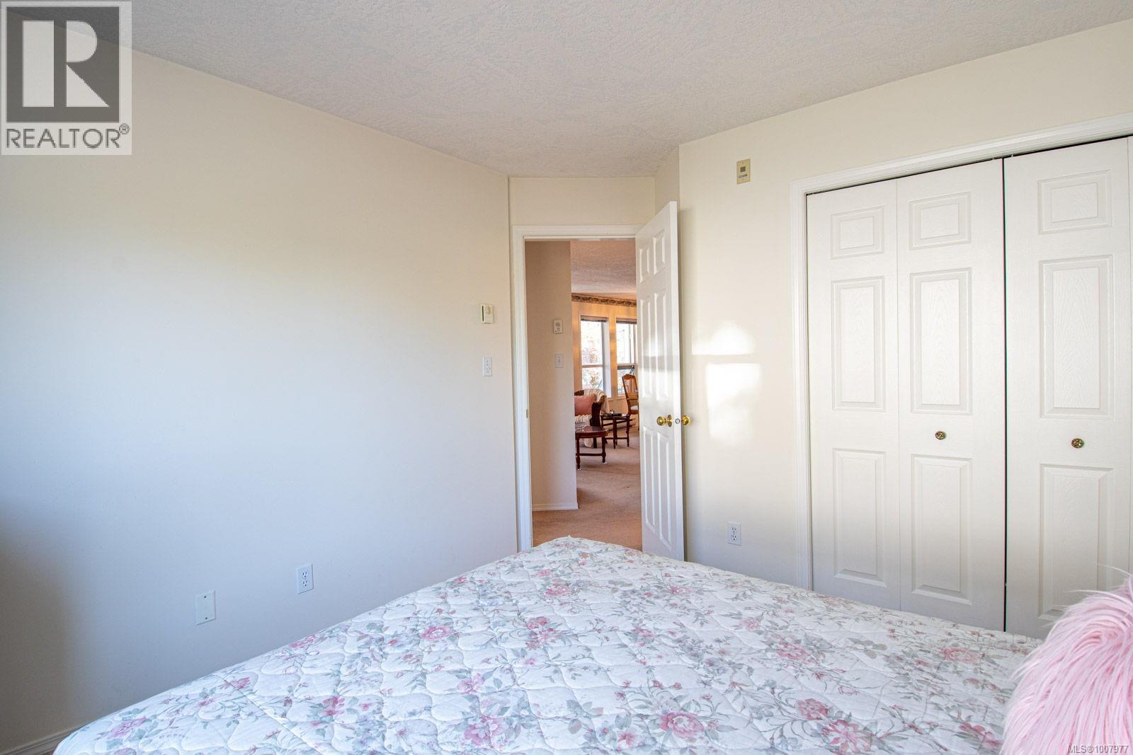 Photo 6 of 206 9945 Fifth St, Sidney BC