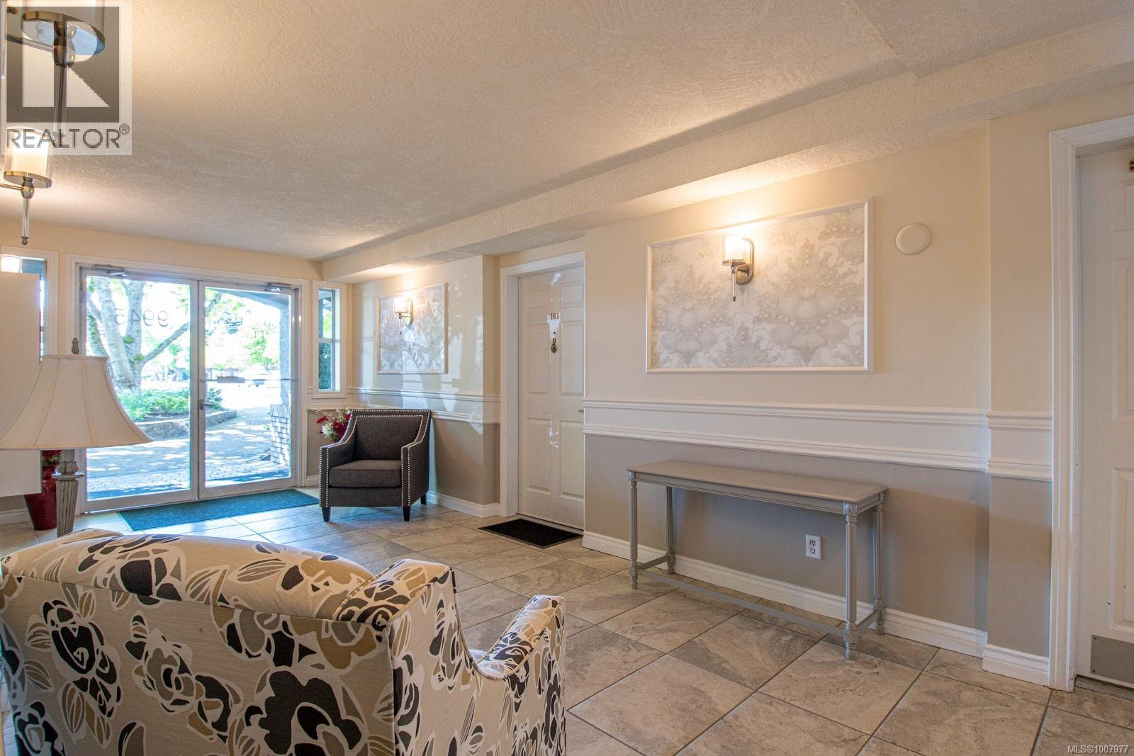 Photo 62 of 206 9945 Fifth St, Sidney BC