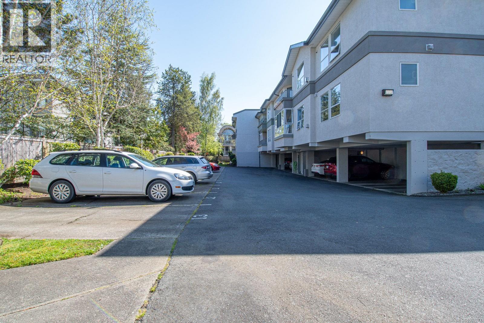 Photo 41 of 206 9945 Fifth St, Sidney BC