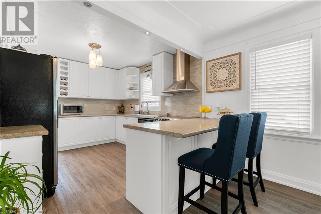 Photo 14 of 97 Bell Avenue, Hamilton ON