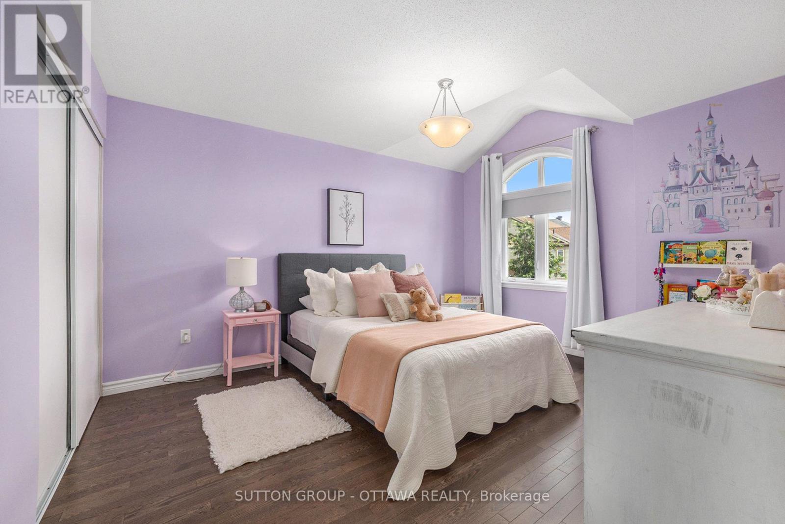 Photo 21 of 156 Asper Trail Circle N, Ottawa ON