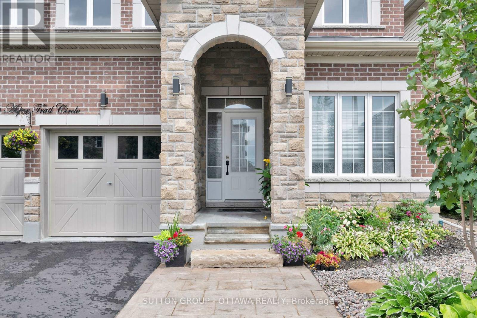 Photo 47 of 156 Asper Trail Circle N, Ottawa ON