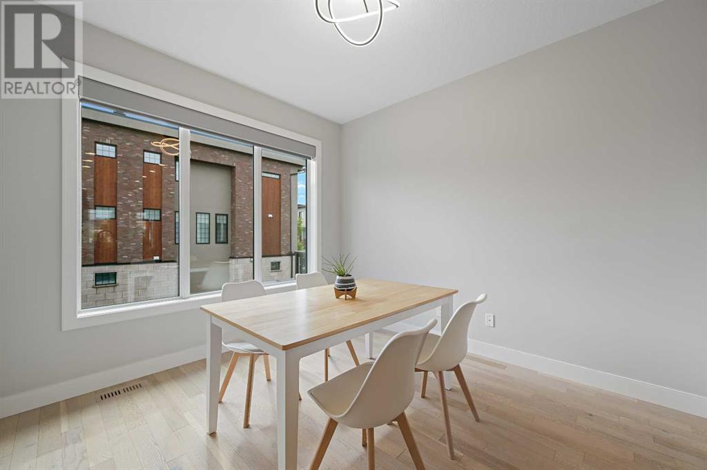 Single Family House for Sale in  Greenbriar Way NW Greenwood/Greenbriar Calgary 