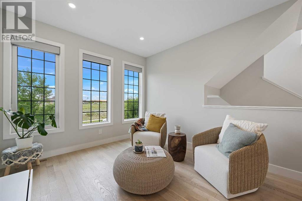 Single Family House for Sale in  Greenbriar Way NW Greenwood/Greenbriar Calgary 