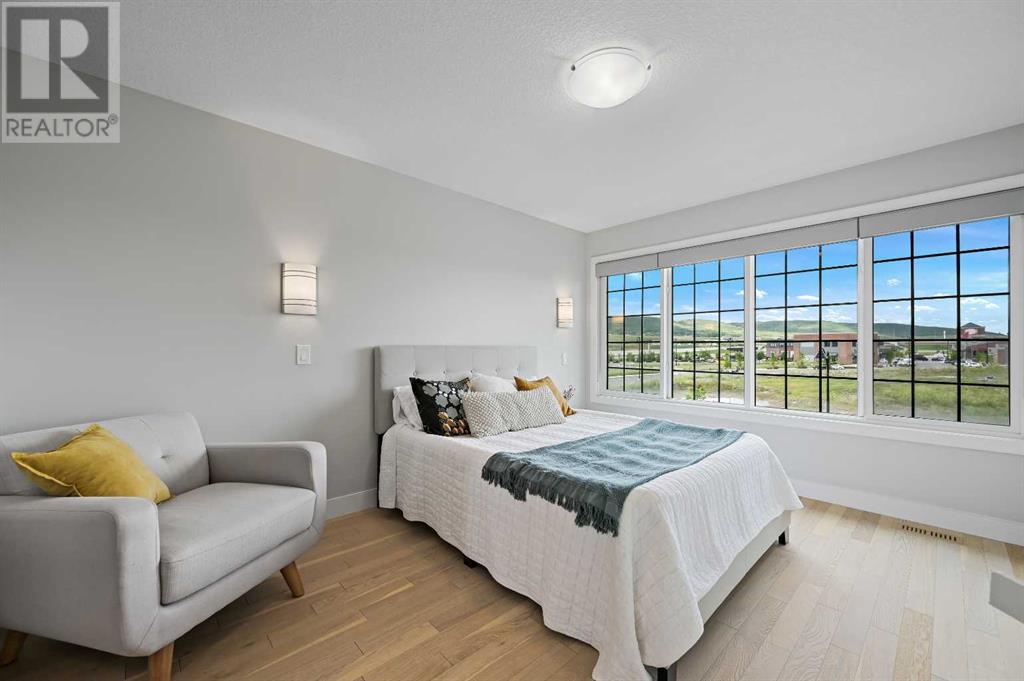 Single Family House for Sale in  Greenbriar Way NW Greenwood/Greenbriar Calgary 