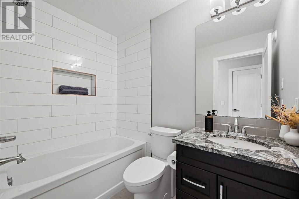 Single Family House for Sale in  Greenbriar Way NW Greenwood/Greenbriar Calgary 