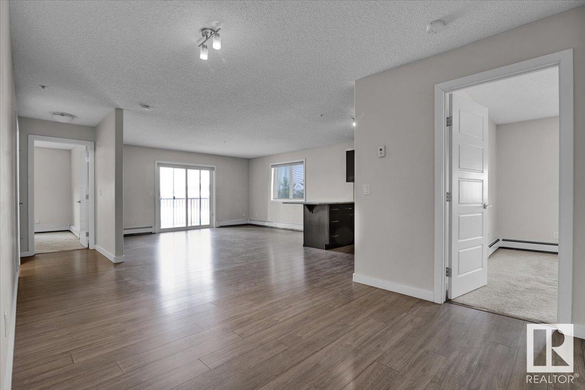 Photo 12 of 219 14808 125 St Nw, Edmonton AB