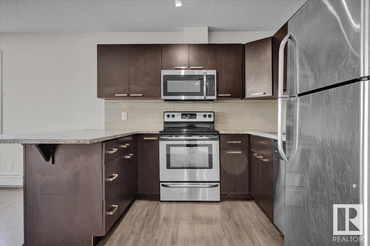 Photo 20 of 219 14808 125 St Nw, Edmonton AB