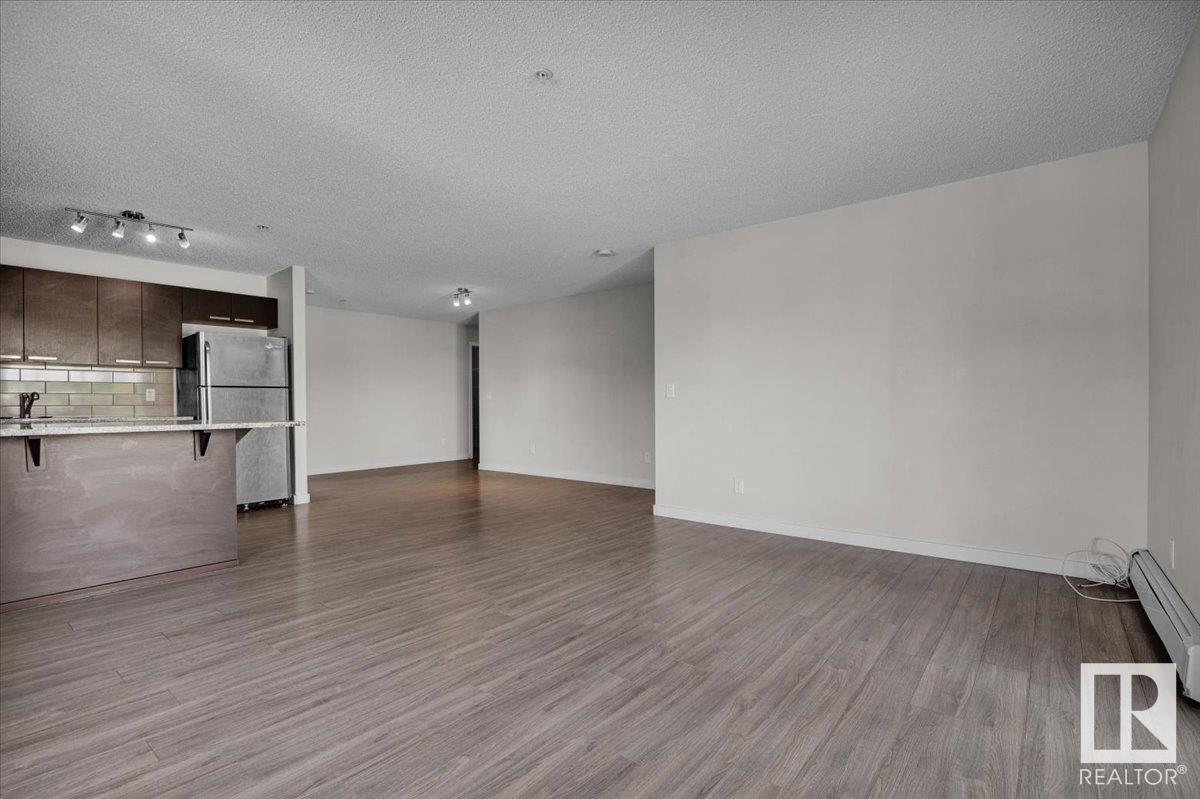 Photo 28 of 219 14808 125 St Nw, Edmonton AB