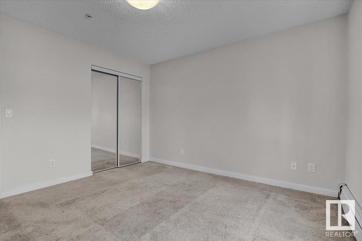 Photo 33 of 219 14808 125 St Nw, Edmonton AB
