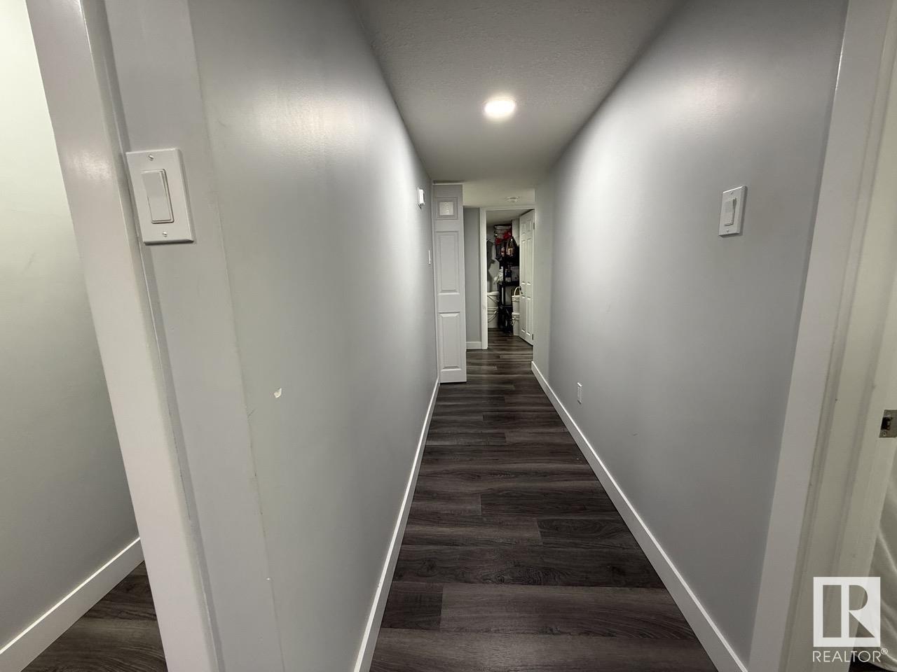 Photo 34 of 632 Warwick Rd Nw, Edmonton AB