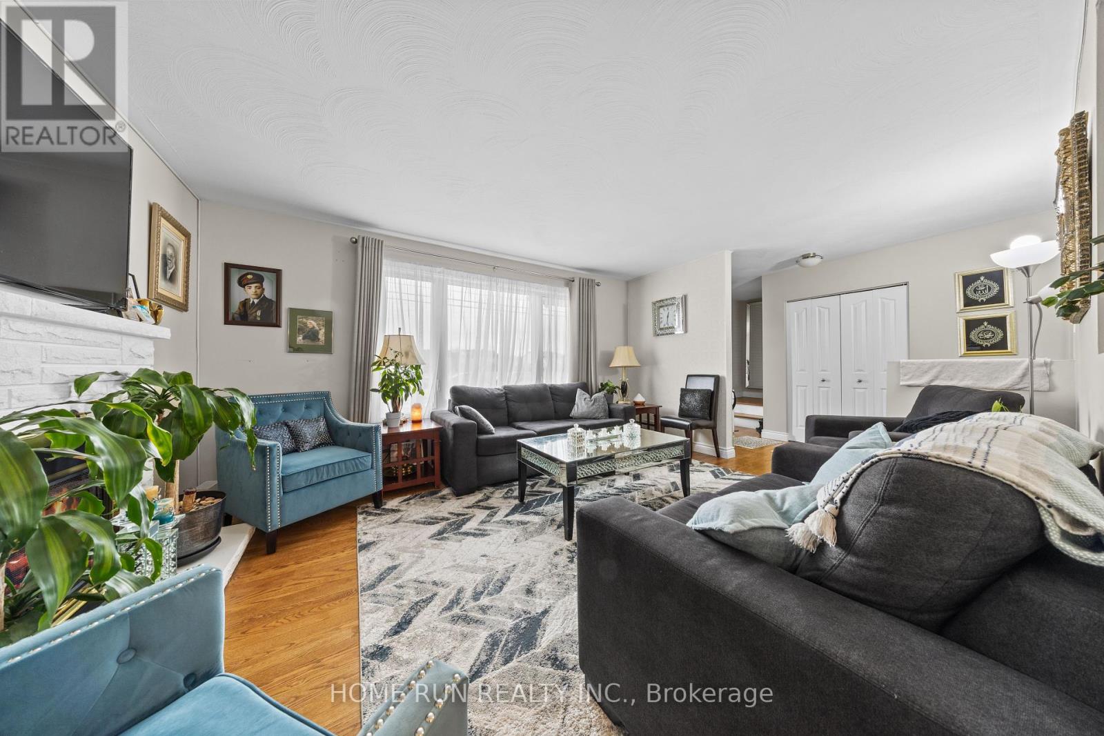 Photo 18 of 44 Knoxdale Road, Ottawa ON