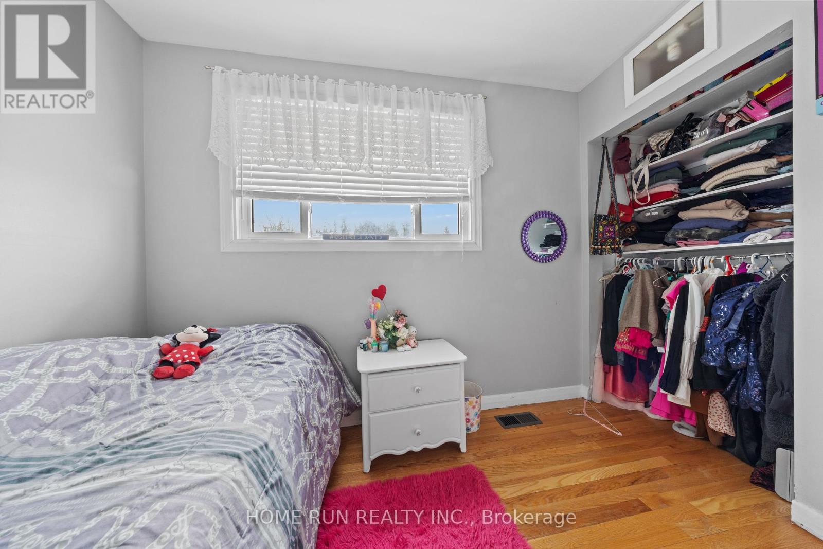 Photo 11 of 44 Knoxdale Road, Ottawa ON