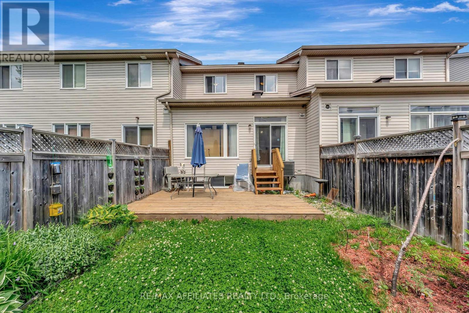 Photo 4 of 1008 Klondike Road, Ottawa ON