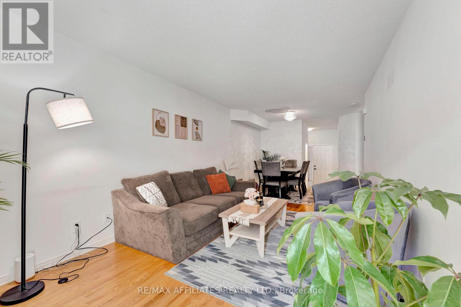Photo 24 of 1008 Klondike Road, Ottawa ON