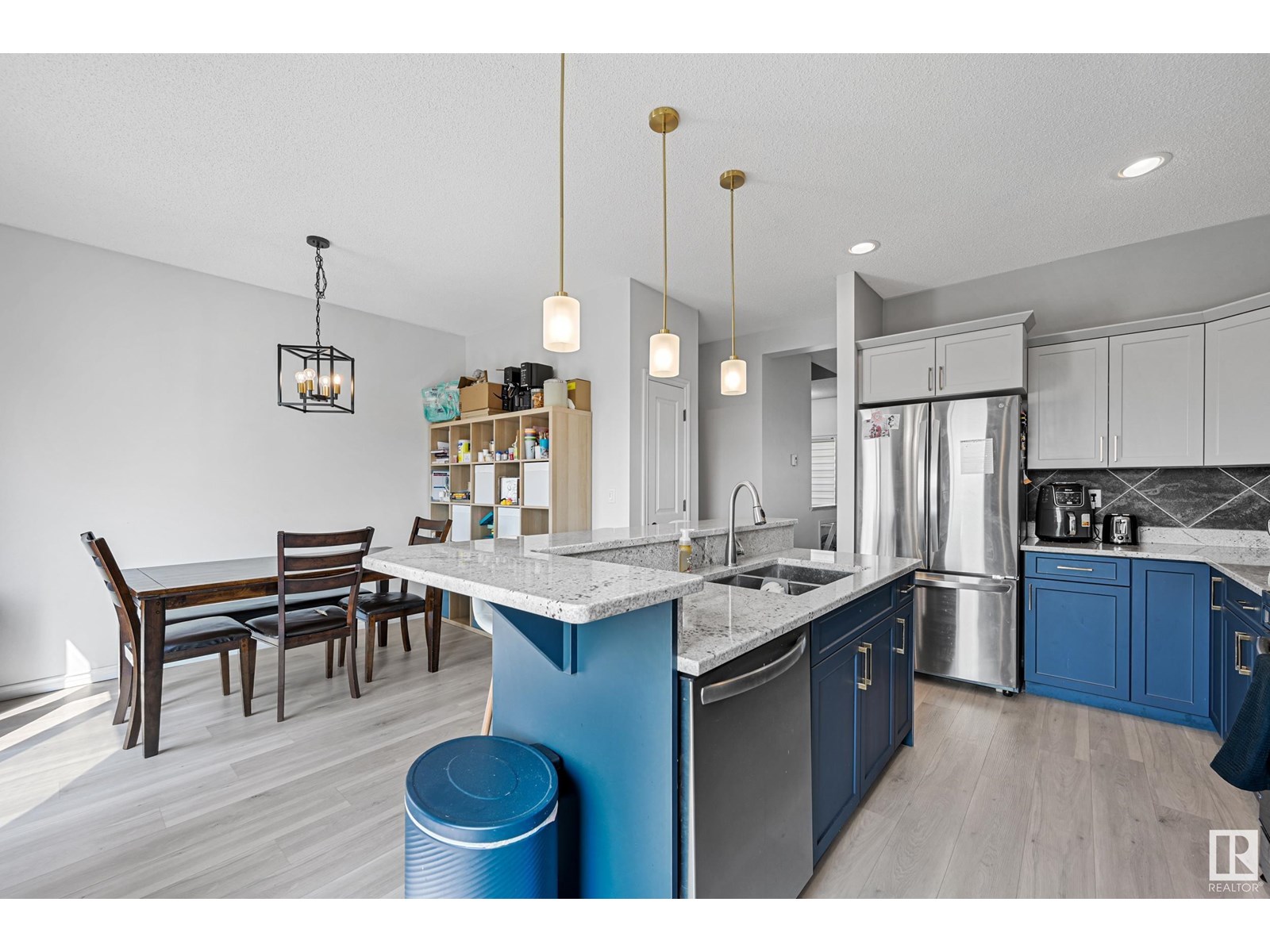 Photo 21 of 91 13825 155 Ave Nw, Edmonton AB