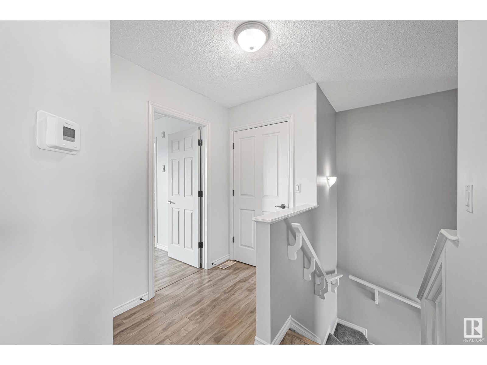 Photo 29 of 91 13825 155 Ave Nw, Edmonton AB