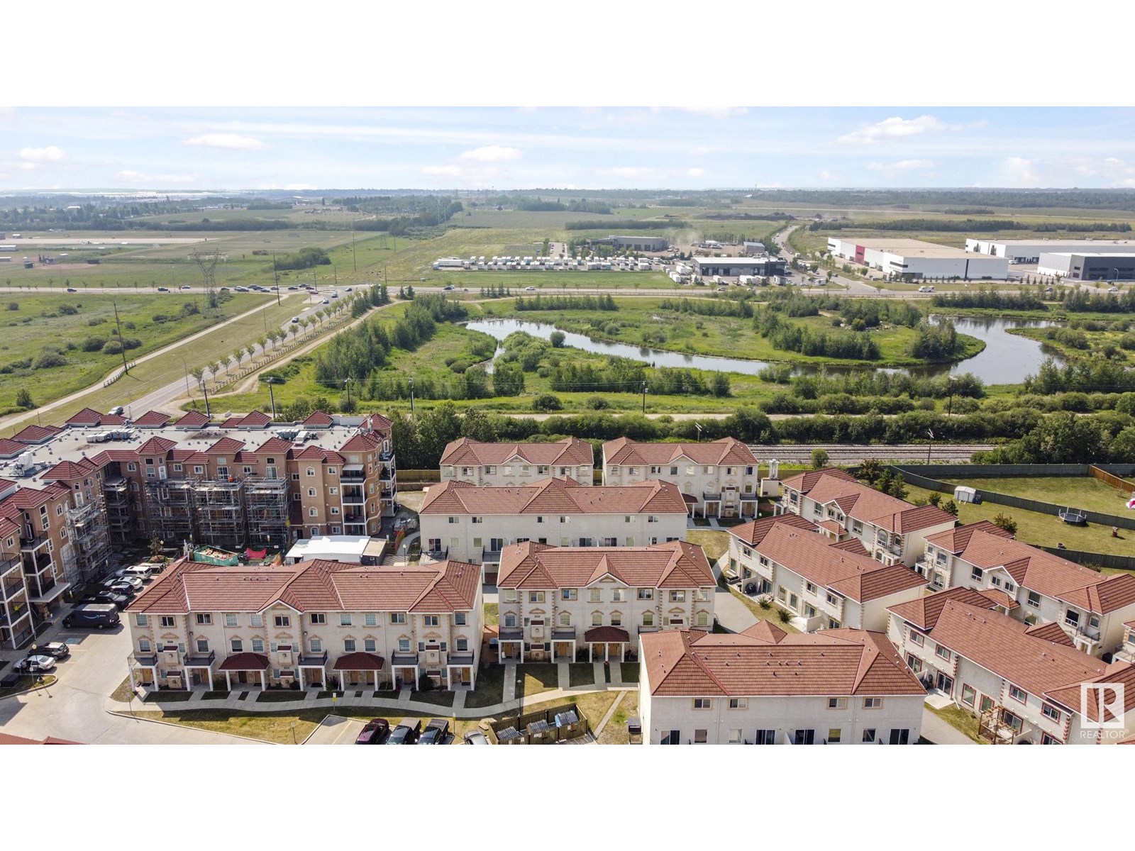 Photo 19 of 91 13825 155 Ave Nw, Edmonton AB
