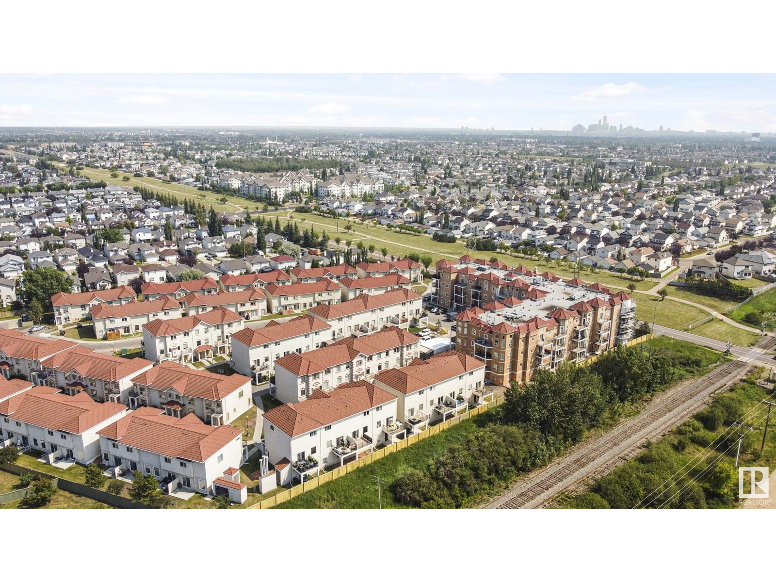 Photo 39 of 91 13825 155 Ave Nw, Edmonton AB