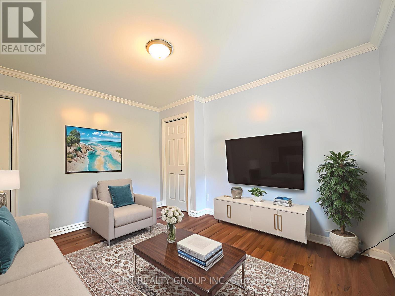 Photo 27 of 120 Castlegreen Private, Ottawa ON