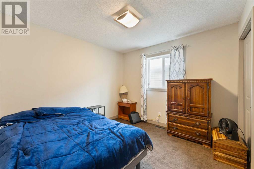 Photo 41 of 166 Hillcrest Circle Sw, Airdrie AB