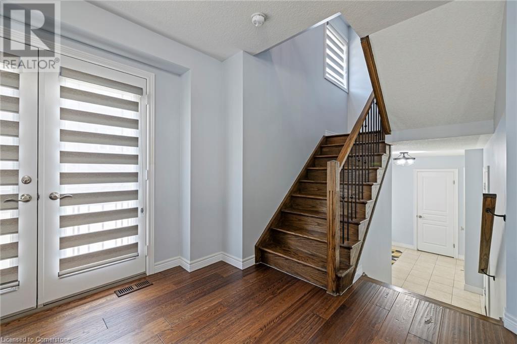 Photo 11 of 235 Bellagio Avenue, Hannon ON
