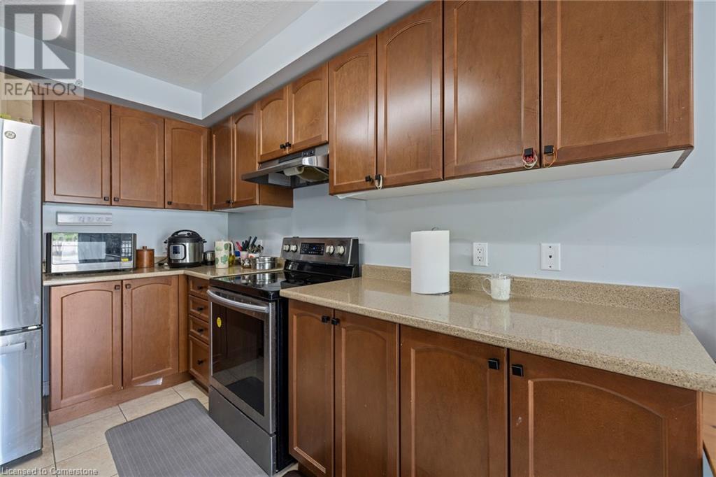 Photo 21 of 235 Bellagio Avenue, Hannon ON