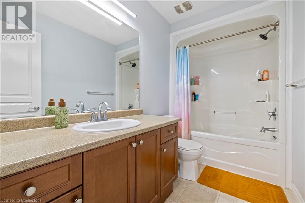 Photo 35 of 235 Bellagio Avenue, Hannon ON